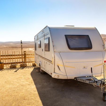 Kfar Hanokdim - Glamping & Camping Arad Eksteriør billede