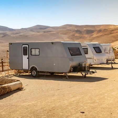 Kfar Hanokdim - Glamping & Camping Arad Eksteriør billede