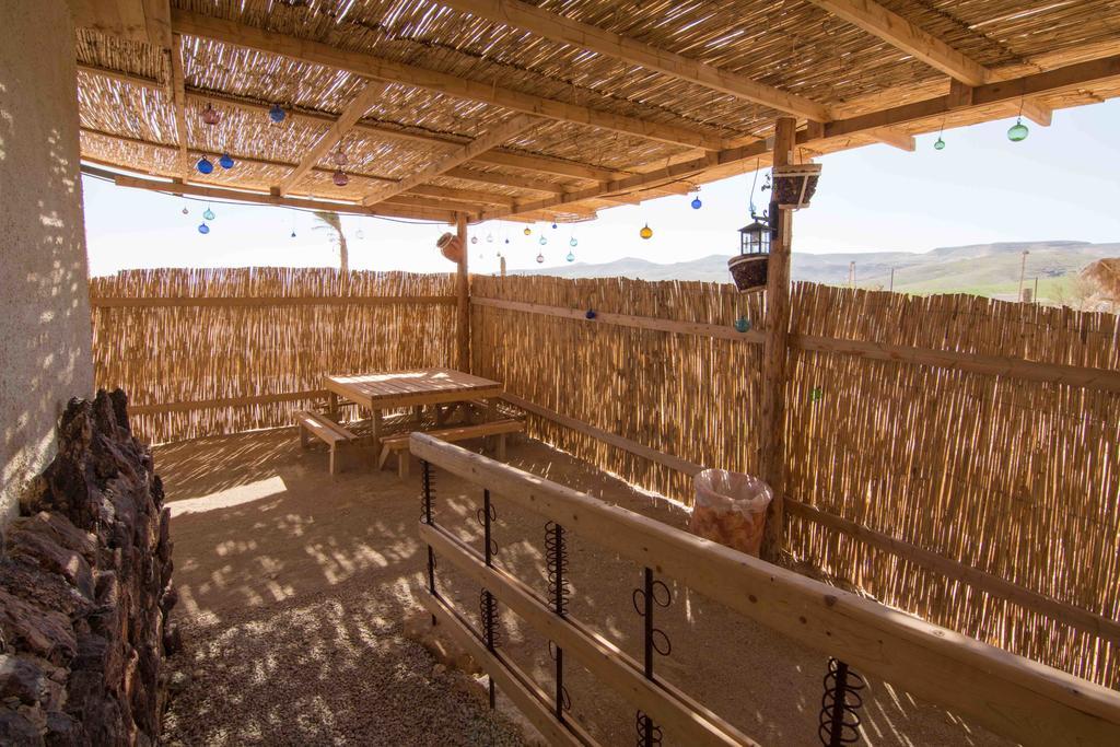 Kfar Hanokdim - Glamping & Camping Arad Værelse billede