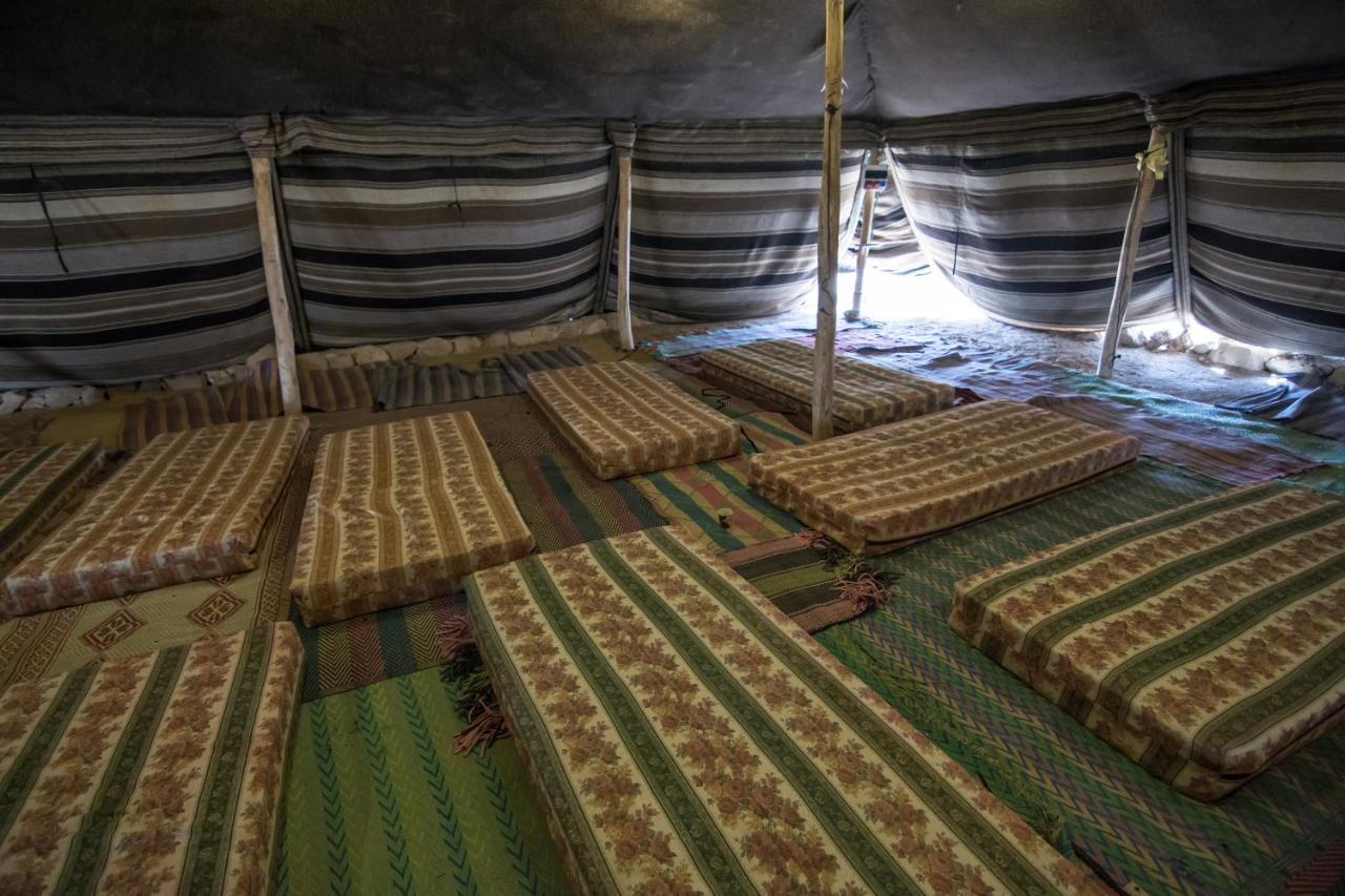 Kfar Hanokdim - Glamping & Camping Arad Eksteriør billede
