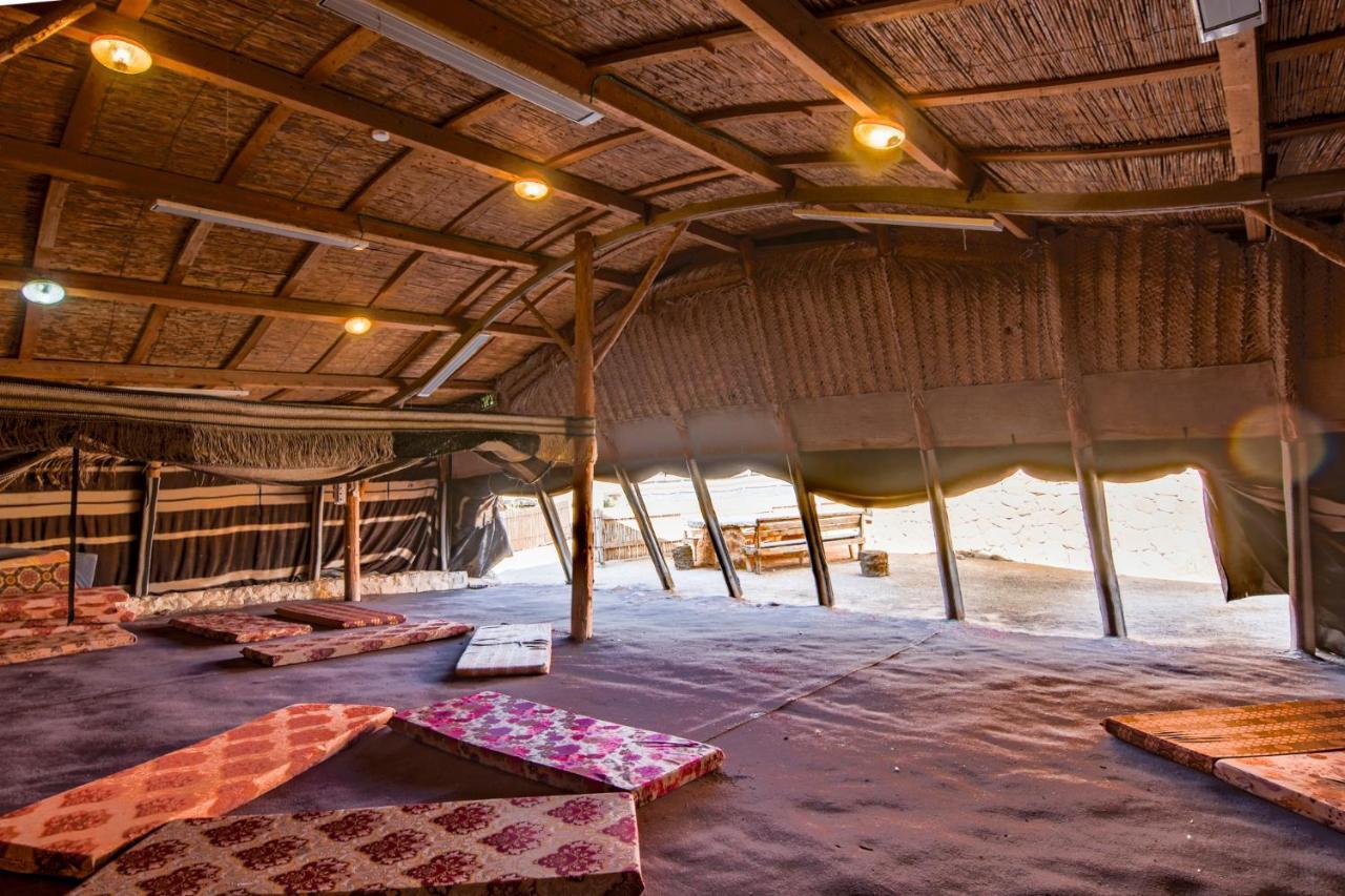 Kfar Hanokdim - Glamping & Camping Arad Eksteriør billede