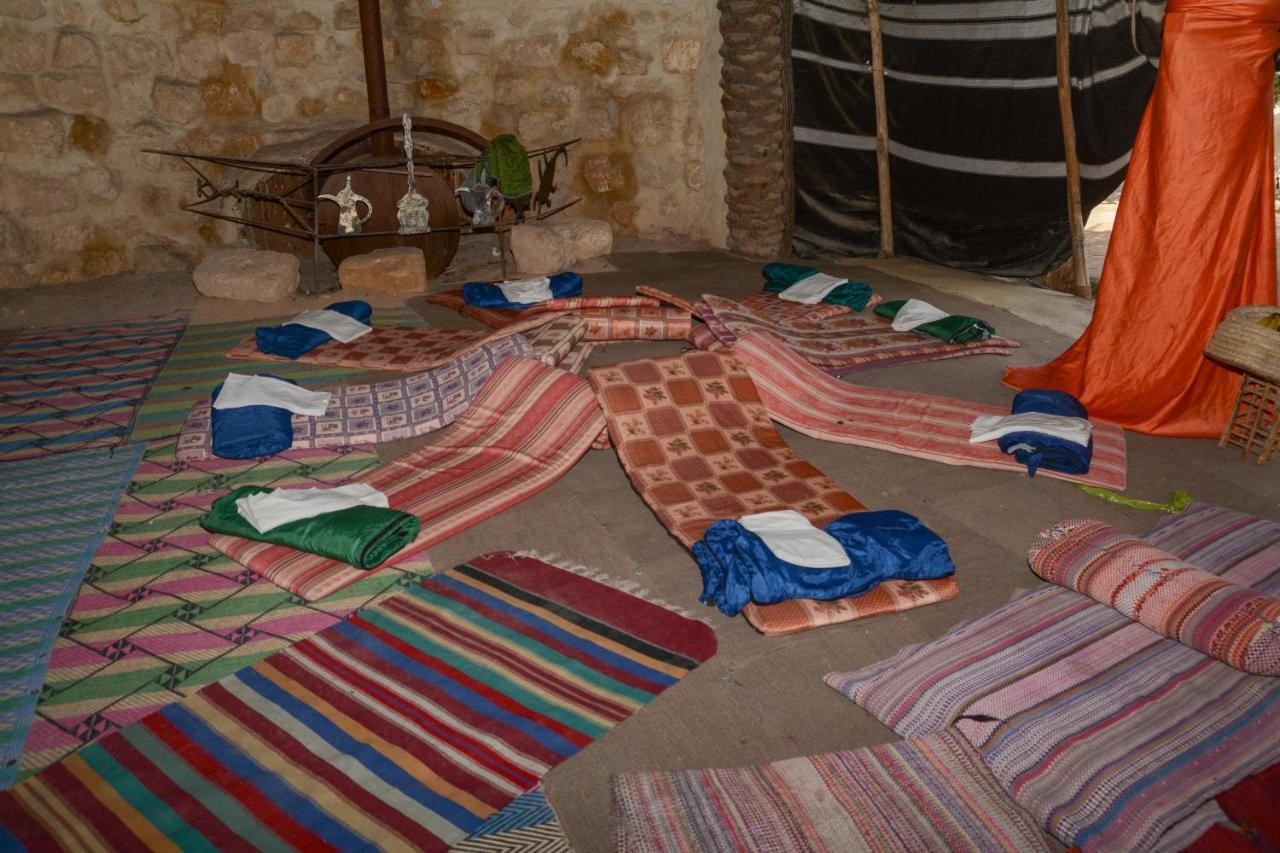 Kfar Hanokdim - Glamping & Camping Arad Eksteriør billede