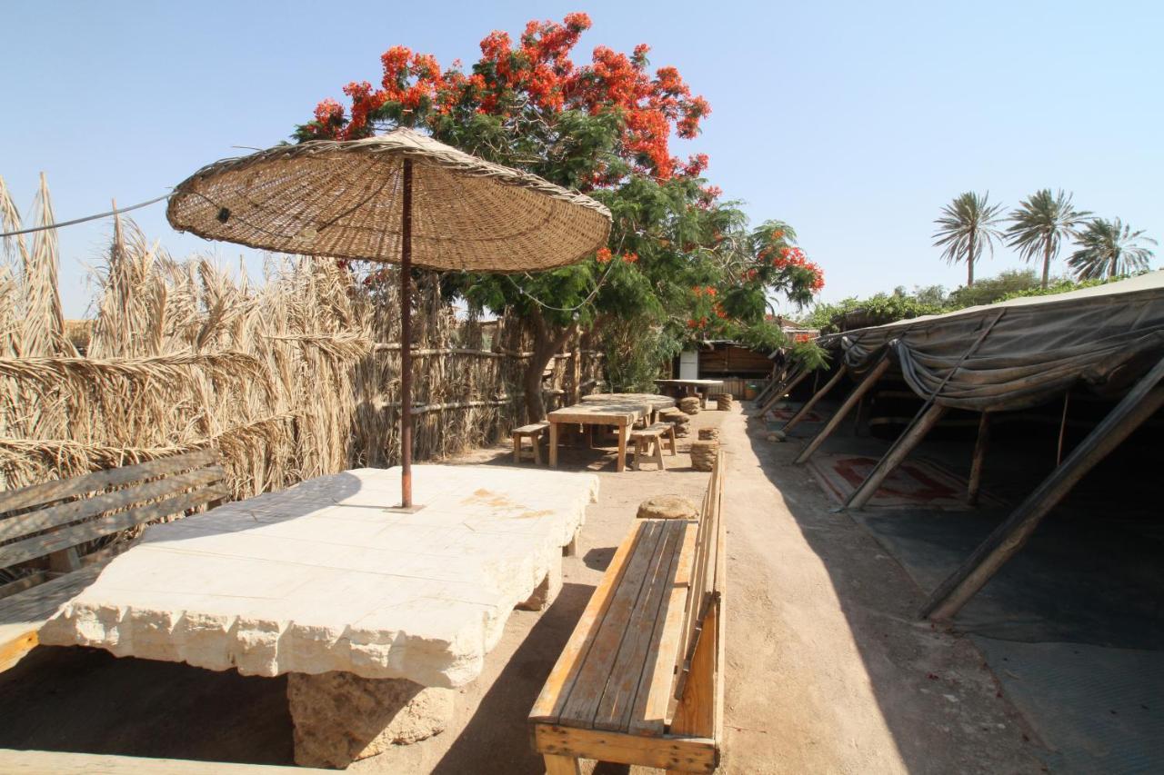 Kfar Hanokdim - Glamping & Camping Arad Eksteriør billede