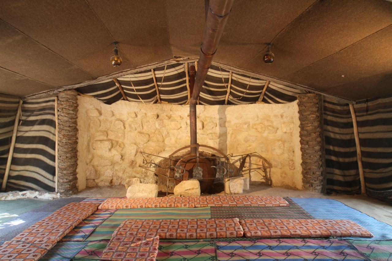 Kfar Hanokdim - Glamping & Camping Arad Eksteriør billede