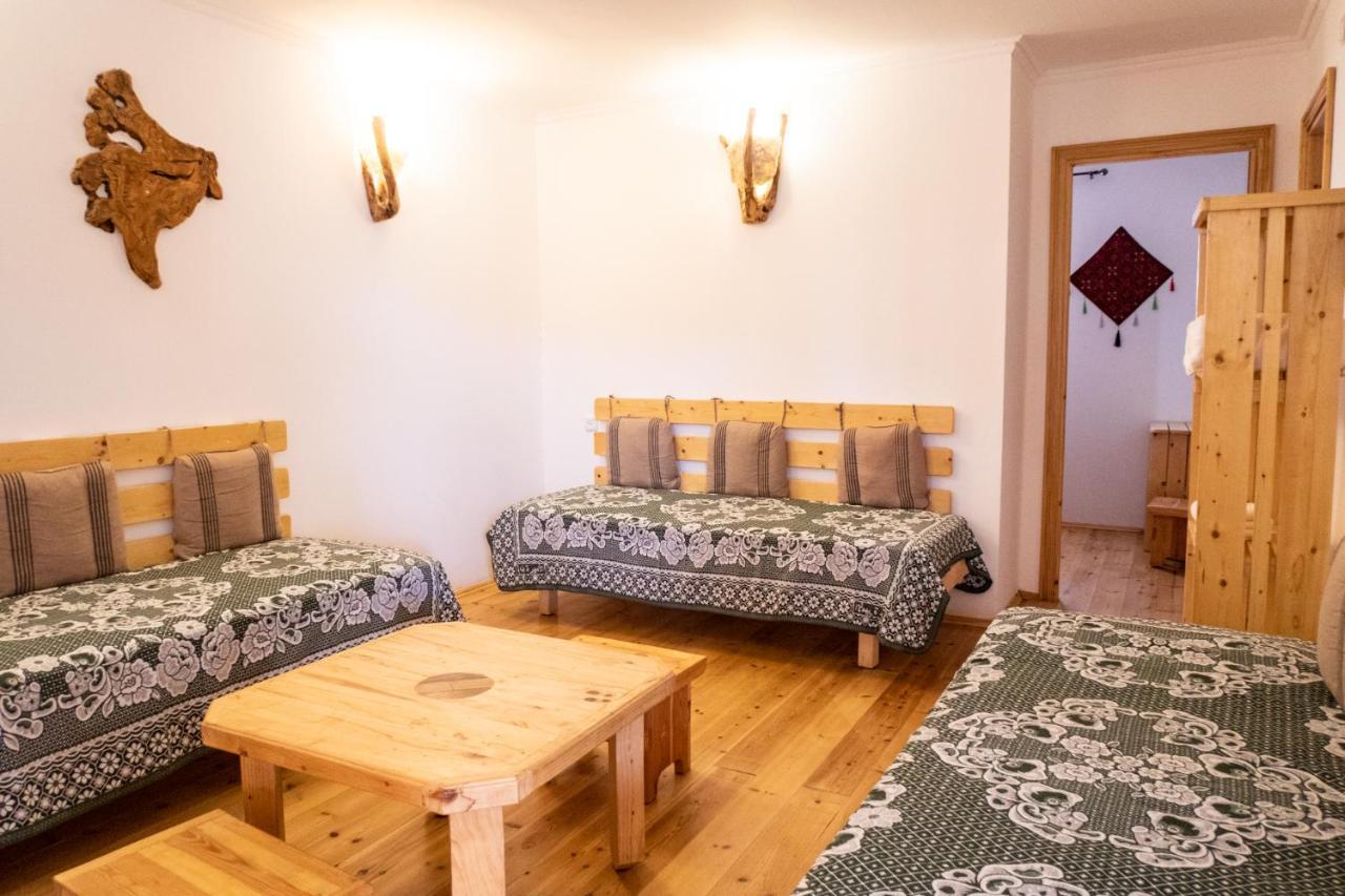 Kfar Hanokdim - Glamping & Camping Arad Eksteriør billede