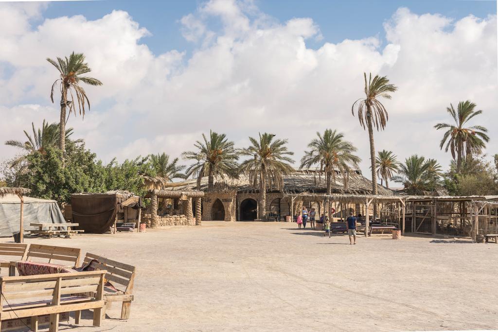 Kfar Hanokdim - Glamping & Camping Arad Eksteriør billede